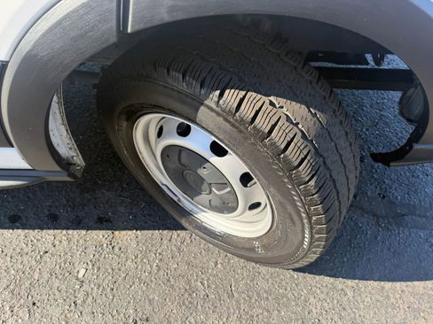 Used 2019 Ford Transit 250 148 Medium Roof image 41