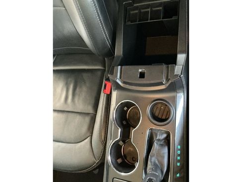 Used 2018 Ford Explorer Limited image 8