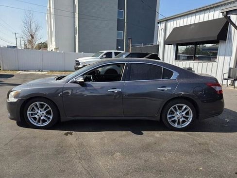 Used 2011 Nissan Maxima 3.5 SV w/ Premium Pkg image 4