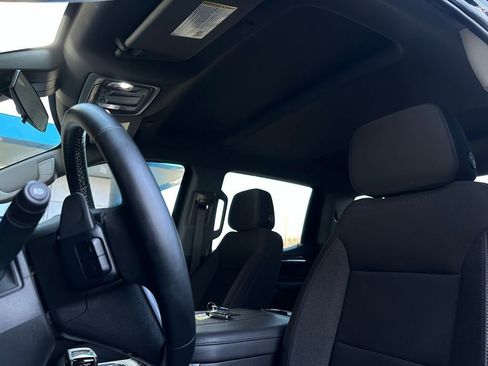 Used 2023 GMC Sierra 1500 Elevation image 14