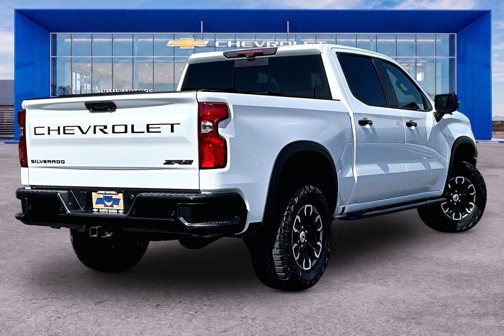 Used 2023 Chevrolet Silverado 1500 ZR2 w/ Technology Package AWD/4WD image 24