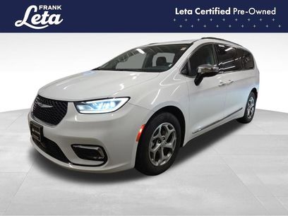 Used 2023 Chrysler Pacifica Limited