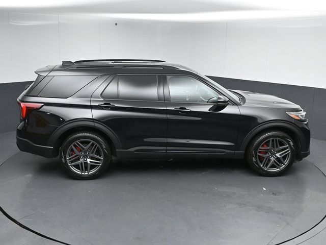 Certified 2025 Ford Explorer ST-Line w/ Premium Package AWD/4WD image 54