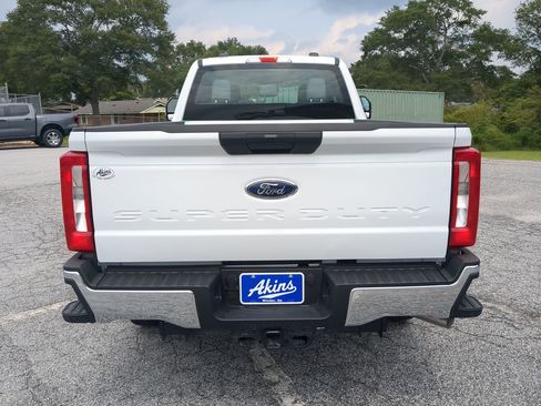 New 2026 Ford F250 XL w/ XL Chrome Package image 4