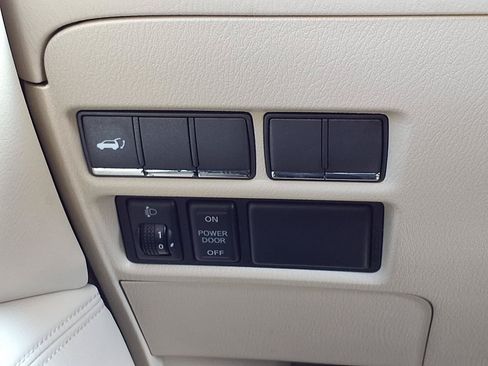 Used 2014 INFINITI QX80 2WD w/ Theater Package image 10