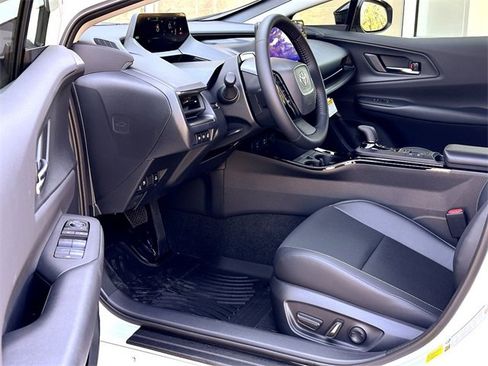 New 2026 Toyota Prius Plug-In Hybrid image 10