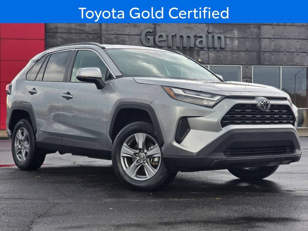 Certified 2025 Toyota RAV4 XLE AWD/4WD image 2