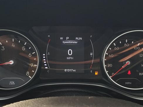 Used 2020 Jeep Compass Latitude image 30