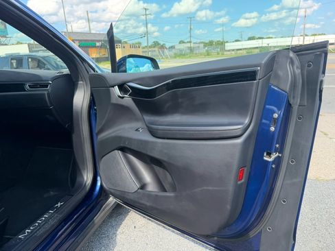 Used 2016 Tesla Model X 75D AWD/4WD image 7