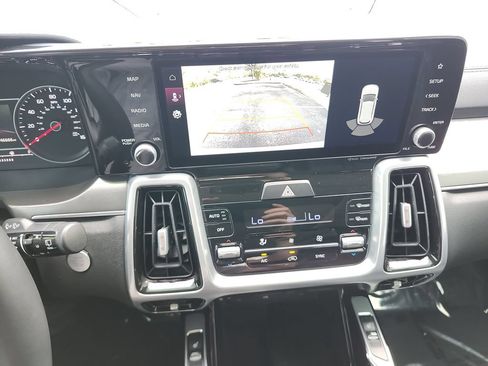 Used 2022 Kia Sorento SX FWD image 25