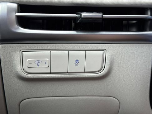 New 2026 Hyundai Tucson SE image 17