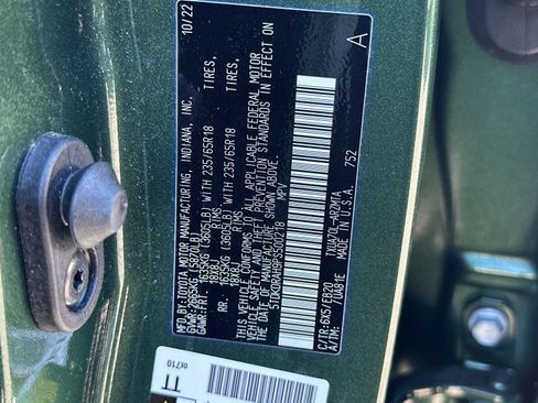 Used 2023 Toyota Highlander XLE image 35