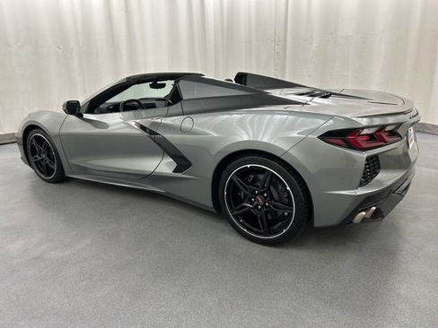 Used 2022 Chevrolet Corvette Stingray Preferred Conv image 3