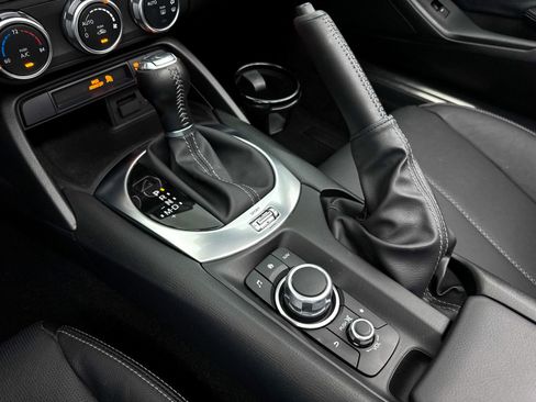 Used 2023 MAZDA MX-5 Miata Grand Touring w/ Weather Package image 27