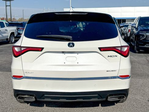 Used 2024 Acura MDX SH-AWD w/ Technology Package image 6