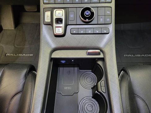 Used 2024 Hyundai Palisade Limited image 42