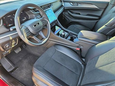 New 2025 Jeep Grand Cherokee Altitude w/ Trailer Tow Package image 3