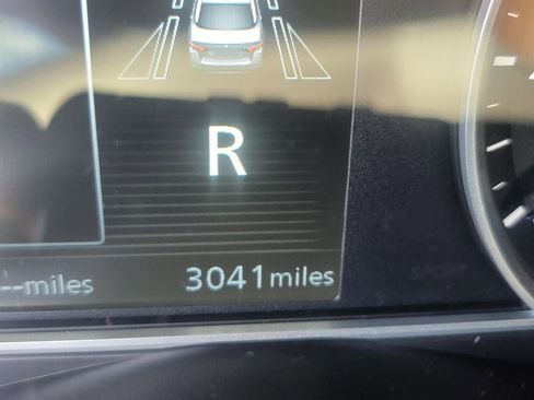 Certified 2025 Nissan Versa SV w/ Trunk Package image 34