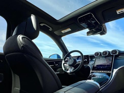 Certified 2026 Mercedes-Benz GLC 300 4MATIC image 17