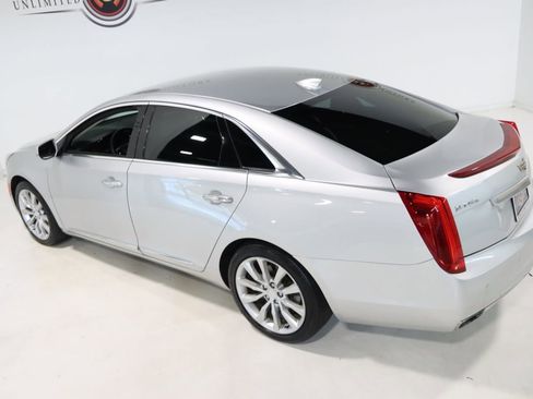 Used 2016 Cadillac XTS Luxury image 11