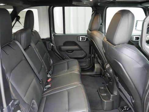 New 2026 Jeep Wrangler Unlimited Sahara AWD/4WD image 25