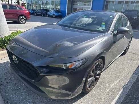 Used 2021 MAZDA MAZDA3 s image 3