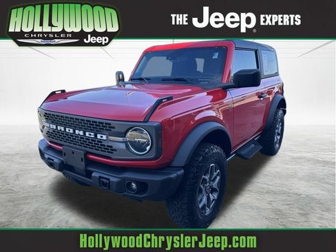 Used 2023 Ford Bronco Badlands AWD/4WD image 1