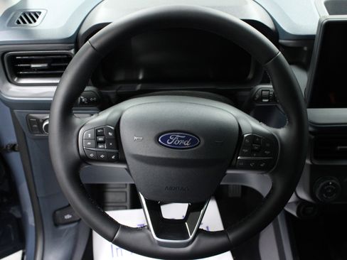 New 2025 Ford Maverick Lariat w/ Black Appearance Package image 17