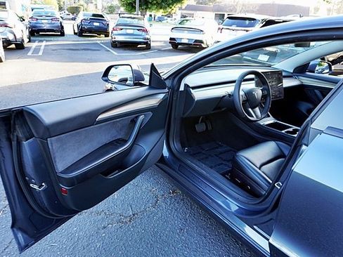 Used 2022 Tesla Model 3 Long Range image 44