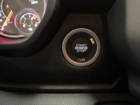Used 2026 RAM 1500 Big Horn w/ Night Edition AWD/4WD image 19