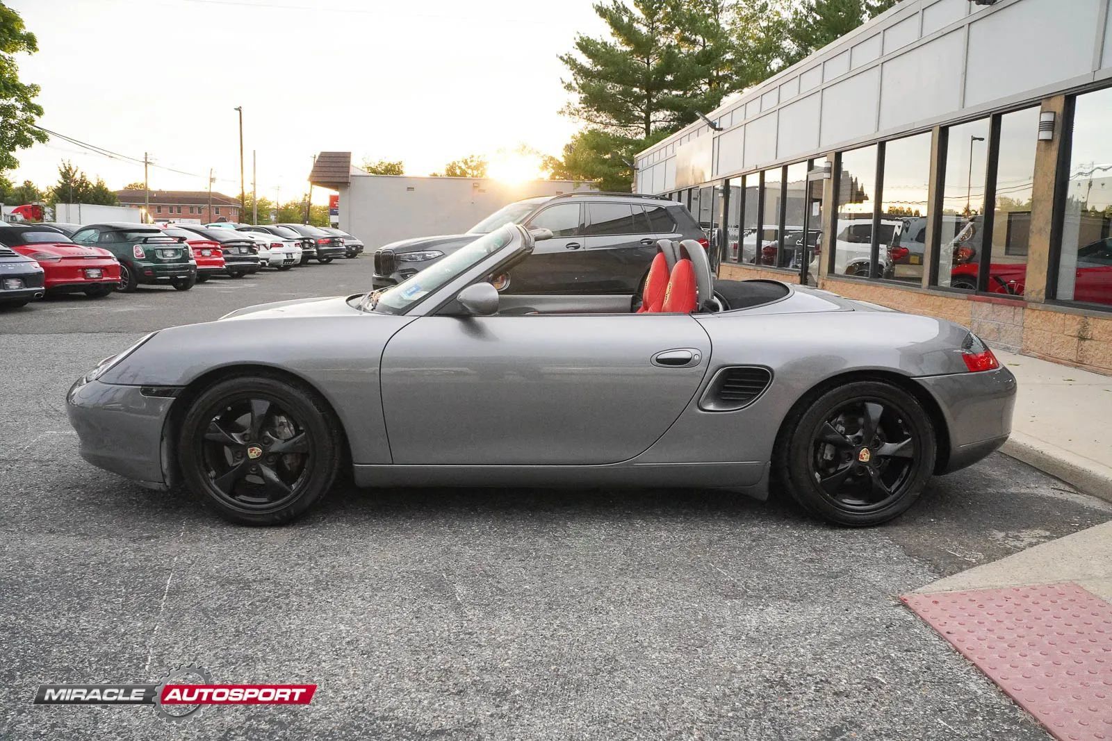 Used 2001 Porsche Boxster RWD image 4