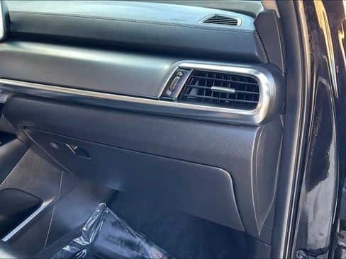 Used 2022 Kia Telluride S image 20