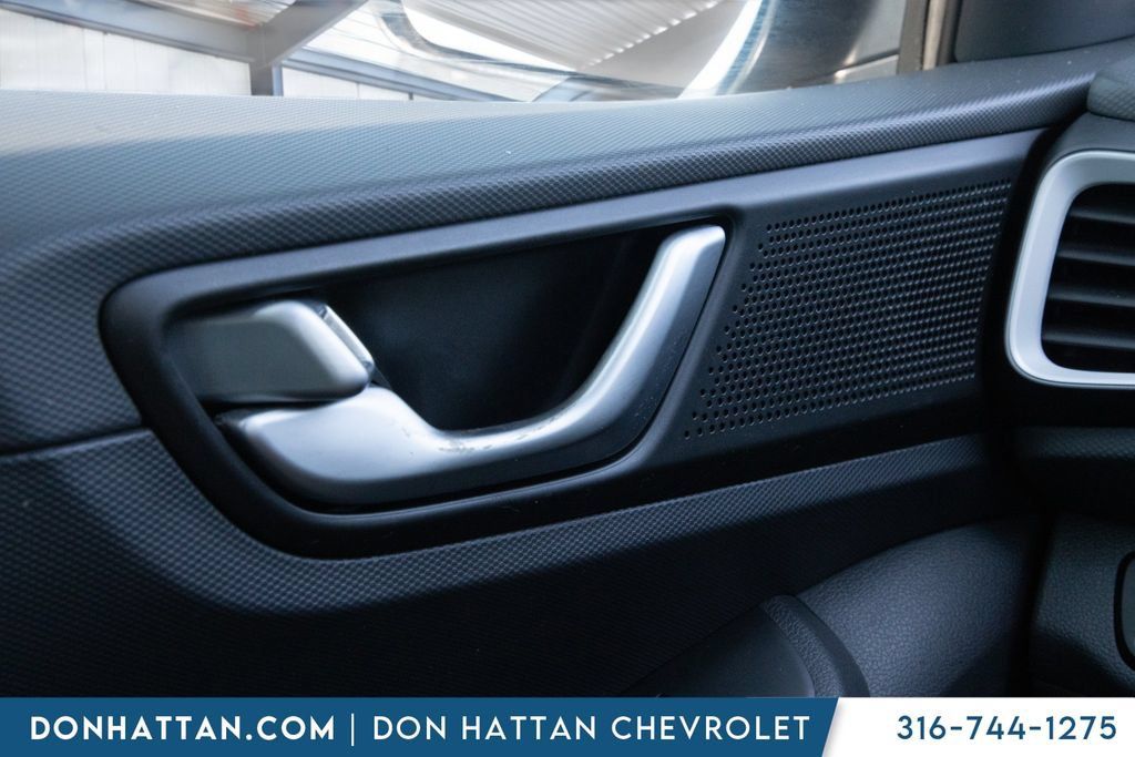 Used 2017 Hyundai Ioniq SEL FWD image 15
