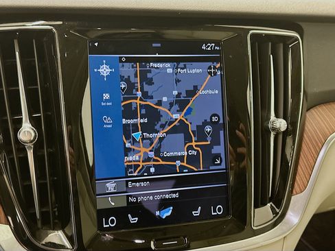 Used 2022 Volvo S60 T8 R-Design Expression w/ Premium Package image 22