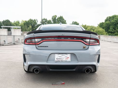 Used 2022 Dodge Charger Scat Pack RWD image 6
