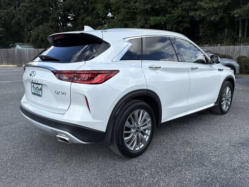 Used 2023 INFINITI QX50 Luxe FWD image 5