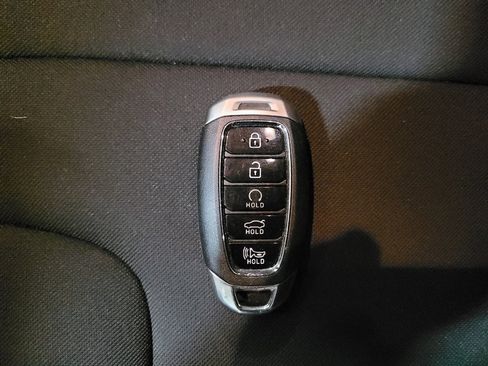 Used 2023 Hyundai Elantra SEL w/ Cargo Package FWD image 32