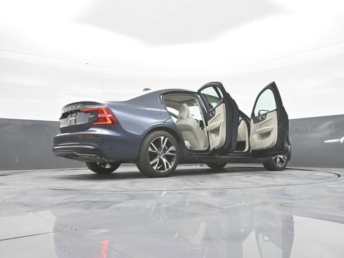 Used 2024 Volvo S60 B5 Plus AWD/4WD image 46