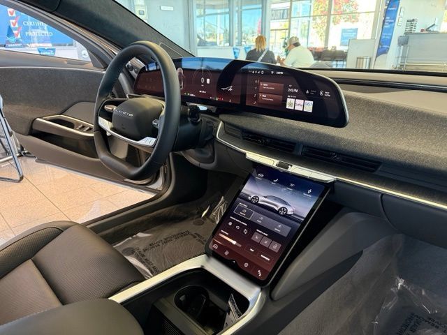 Used 2024 Lucid Air Touring AWD/4WD image 27