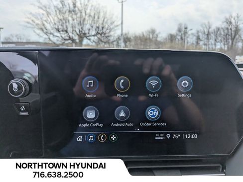 Used 2025 Chevrolet Trax LS FWD image 20