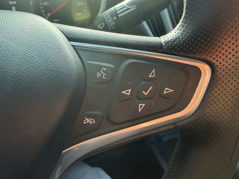 Used 2022 Chevrolet Malibu LT FWD image 14