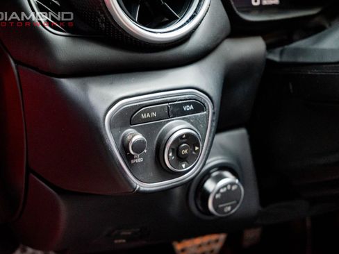 Used 2015 Ferrari California T image 79