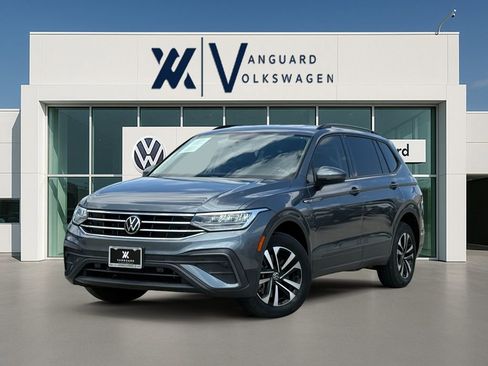 Used 2022 Volkswagen Tiguan S FWD image 1