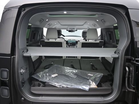 New 2026 Land Rover Defender 130 S AWD/4WD image 16