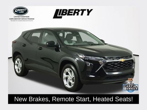 Used 2024 Chevrolet Trax LS w/ LS Convenience Package image 1