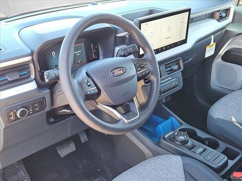 New 2025 Ford Maverick XLT image 3