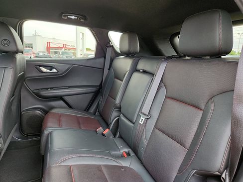 Used 2024 Chevrolet Blazer RS w/ Enhanced Convenience Package image 5