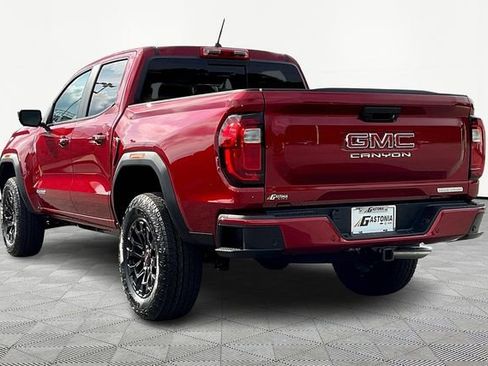 New 2026 GMC Canyon Elevation w/ Convenience Package image 4