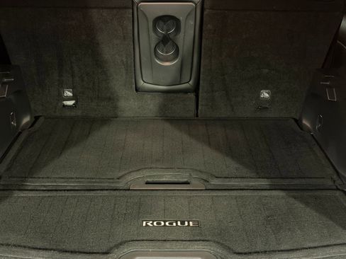 Used 2020 Nissan Rogue SL w/ Premium Package image 21