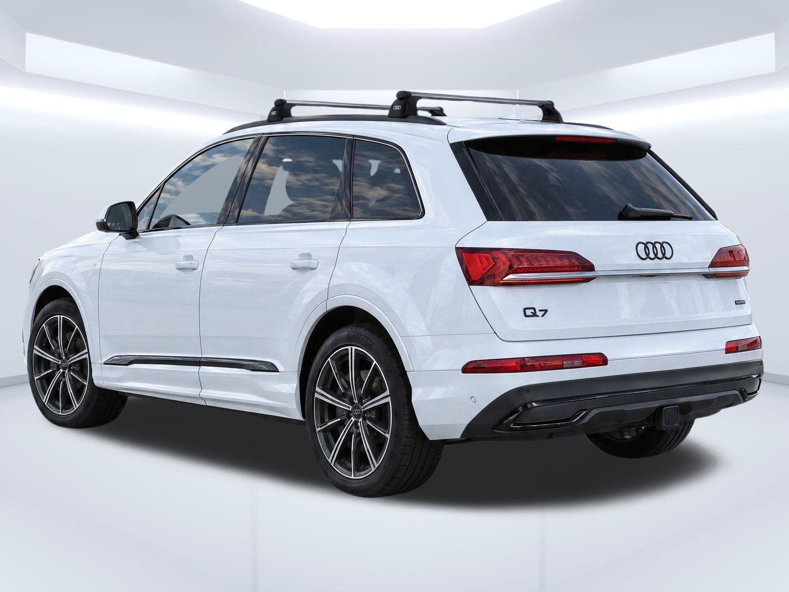 Used 2021 Audi Q7 3.0T Premium Plus w/ Executive Package AWD/4WD image 7